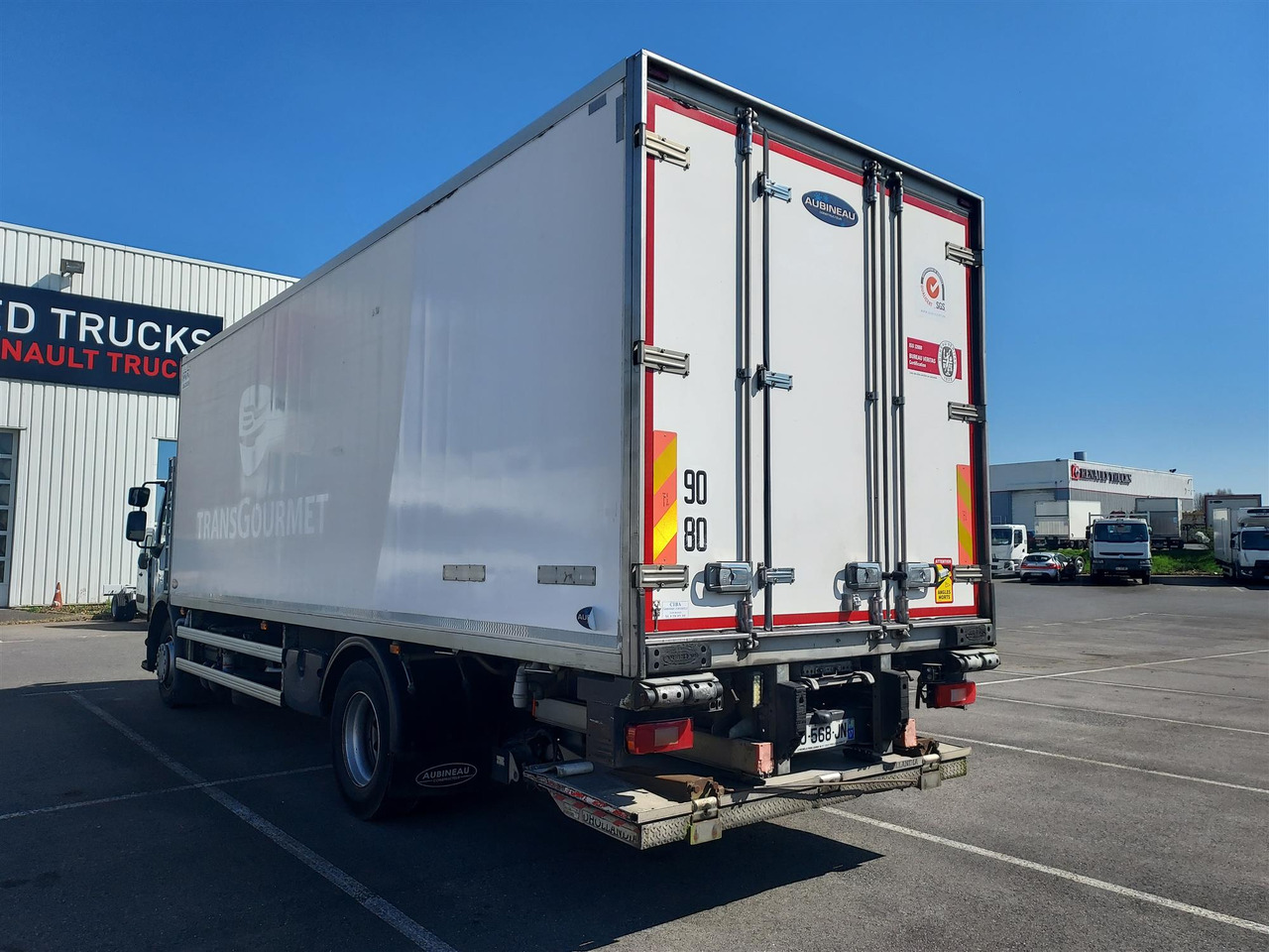 RENAULT D Wide - Camión frigorífico: foto 4 RENAULT D Wide - Camión frigorífico: foto 4