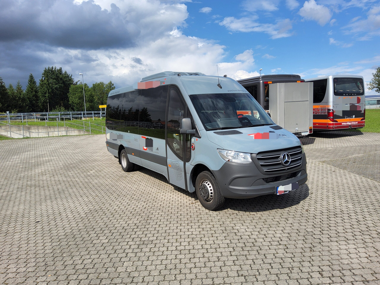 Mercedes Benz 517 cdi BusDesign Comfort 19+1+1 Schlafsitze / USB / Klima / Automatik - Minibús, Furgoneta de pasajeros: foto 1 Mercedes Benz 517 cdi BusDesign Comfort 19+1+1 Schlafsitze / USB / Klima / Automatik - Minibús, Furgoneta de pasajeros: foto 1