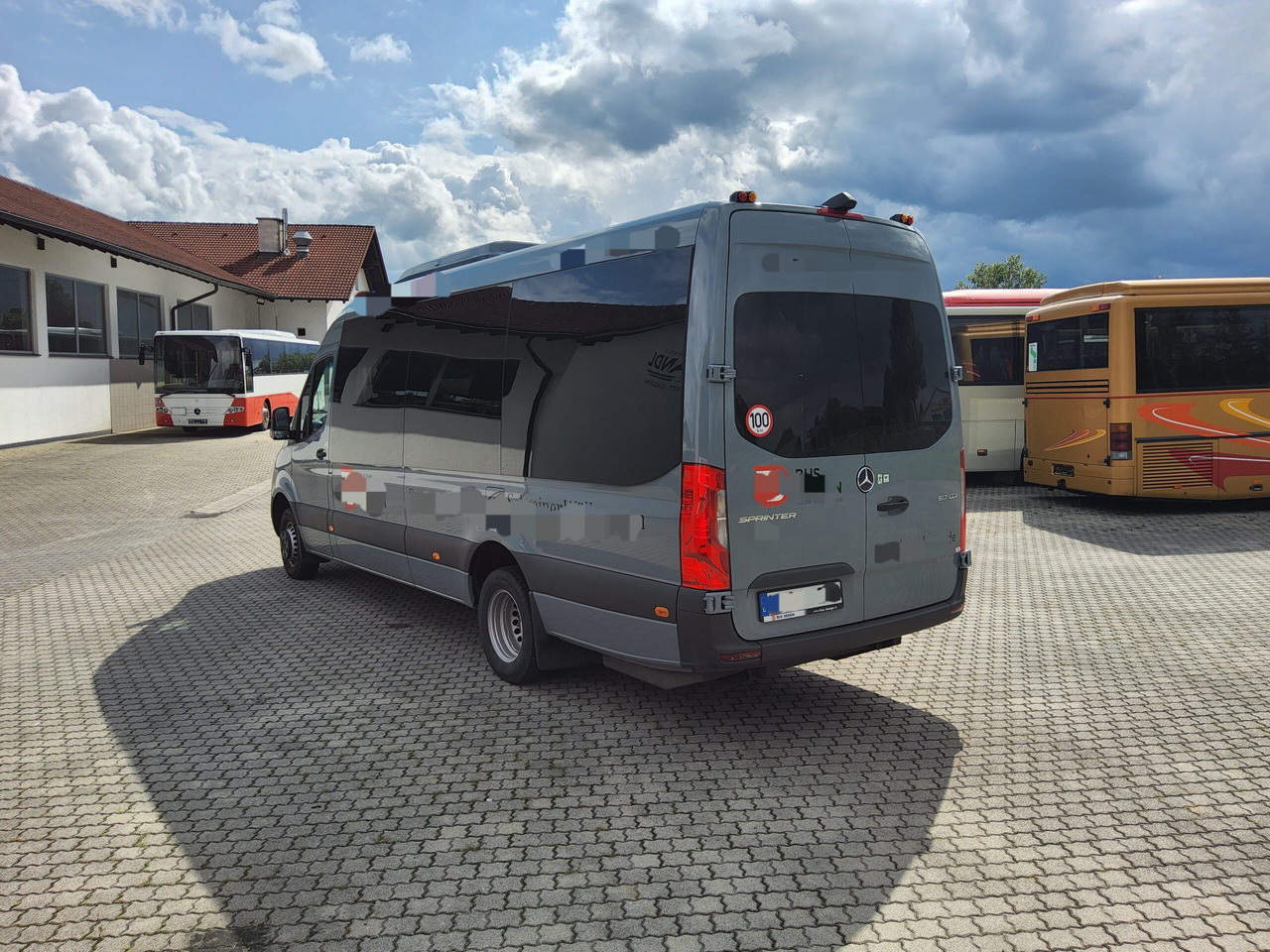 Mercedes Benz 517 cdi BusDesign Comfort 19+1+1 Schlafsitze / USB / Klima / Automatik - Minibús, Furgoneta de pasajeros: foto 3 Mercedes Benz 517 cdi BusDesign Comfort 19+1+1 Schlafsitze / USB / Klima / Automatik - Minibús, Furgoneta de pasajeros: foto 3