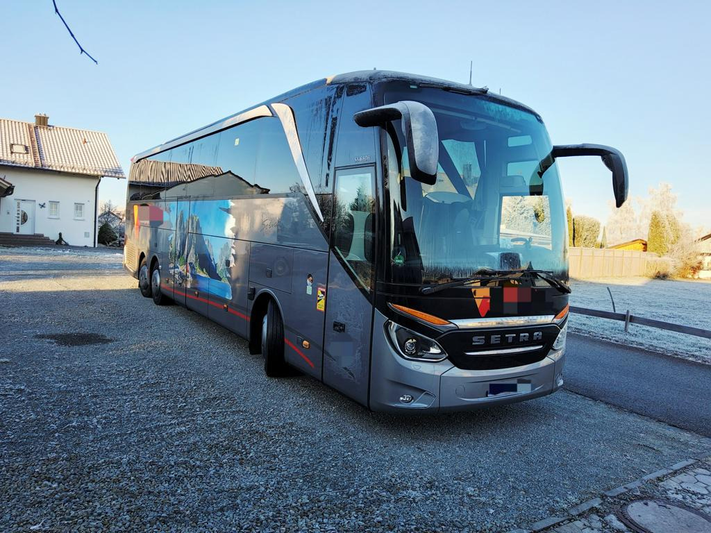 Setra S 516 HDH Kopfstützen / USB / Steckdosen - Autocar: foto 1 Setra S 516 HDH Kopfstützen / USB / Steckdosen - Autocar: foto 1