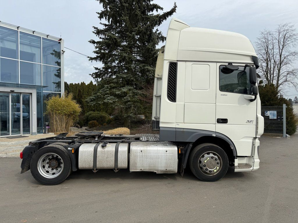 DAF XF460 EURO 6 MEGA/lowdeck - Cabeza tractora: foto 3 DAF XF460 EURO 6 MEGA/lowdeck - Cabeza tractora: foto 3