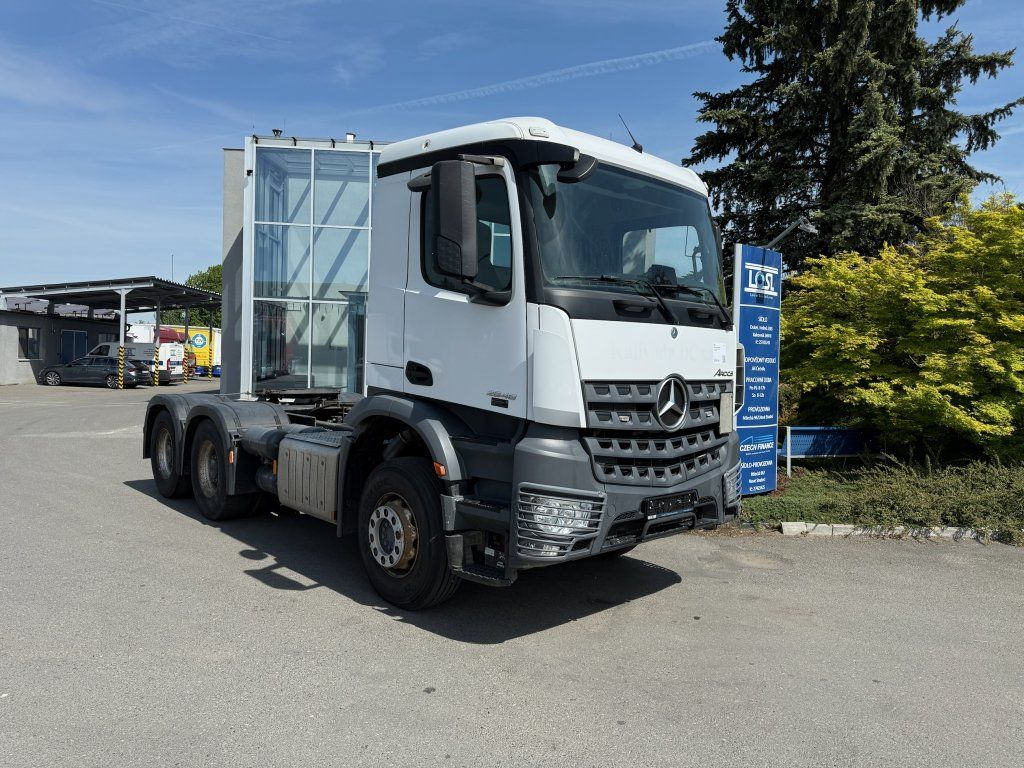 Mercedes-Benz 2648 Arocs 6x4 EURO 6 HYDRAULIK - Cabeza tractora: foto 2 Mercedes-Benz 2648 Arocs 6x4 EURO 6 HYDRAULIK - Cabeza tractora: foto 2
