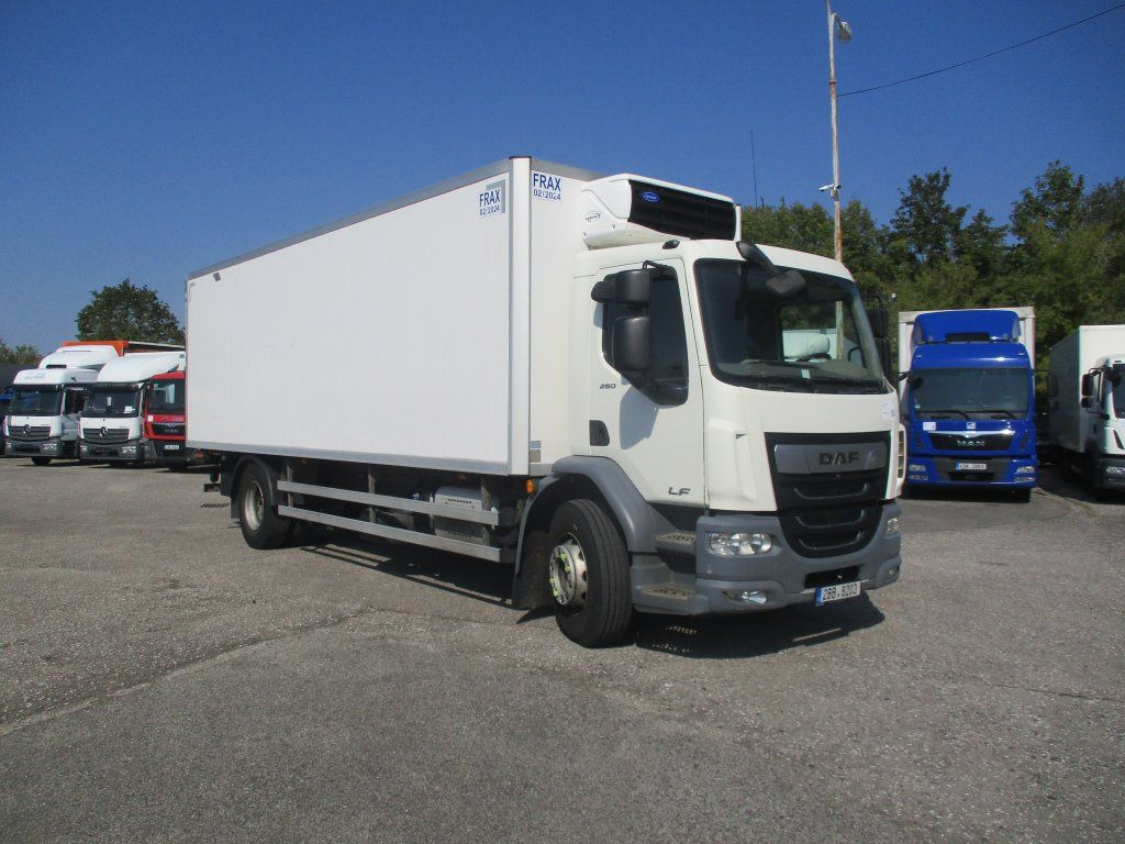 DAF LF 18.260 Xarios 600 - Camión frigorífico: foto 1 DAF LF 18.260 Xarios 600 - Camión frigorífico: foto 1