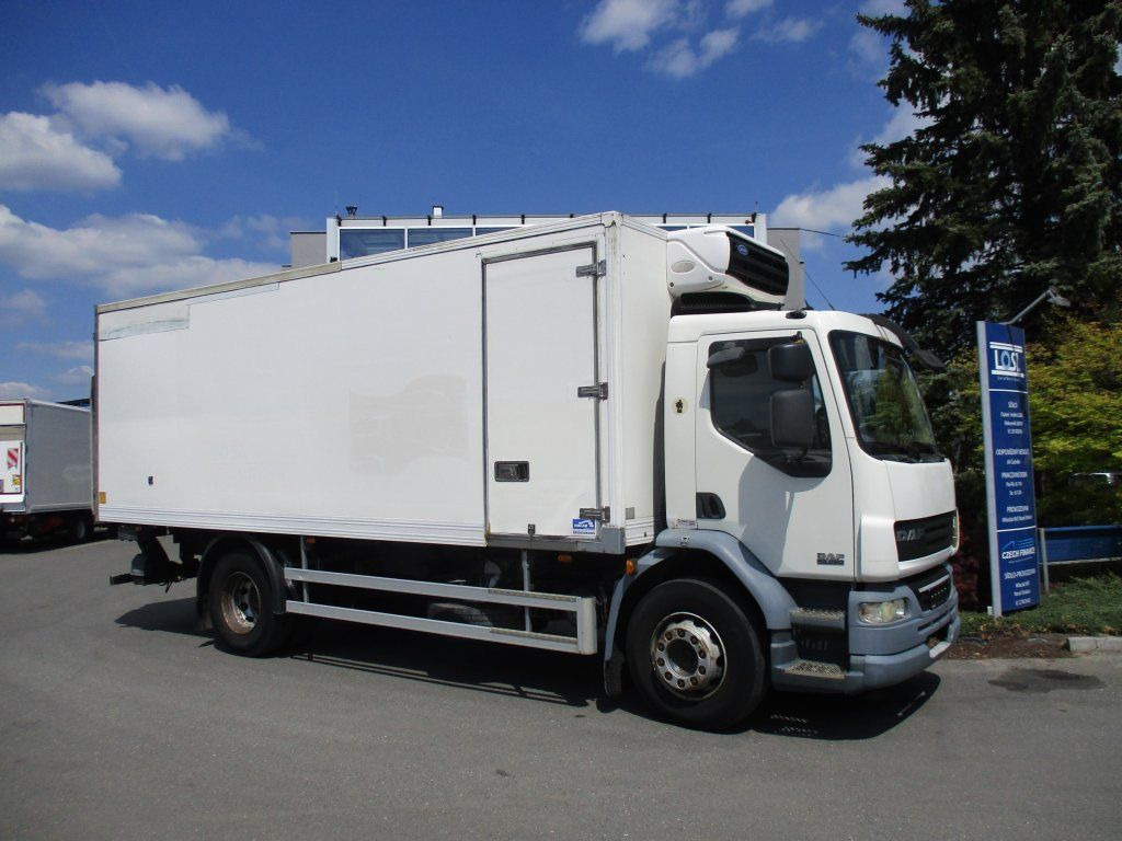 DAF LF55.220 EURO 4 Carrier - Camión frigorífico: foto 2 DAF LF55.220 EURO 4 Carrier - Camión frigorífico: foto 2
