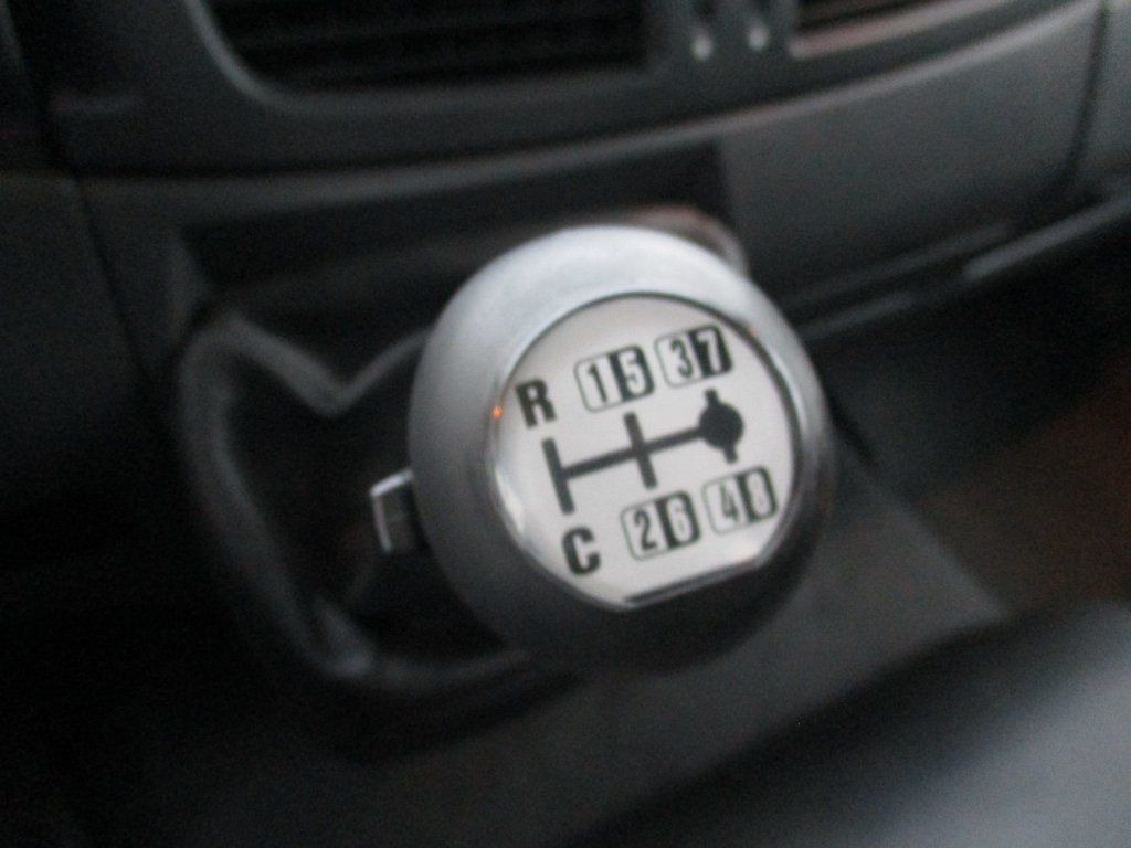 Camión multibasculante Iveco  140E22: foto 17