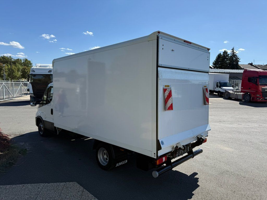 Iveco 35C16 Daily - Furgoneta caja cerrada: foto 5 Iveco 35C16 Daily - Furgoneta caja cerrada: foto 5