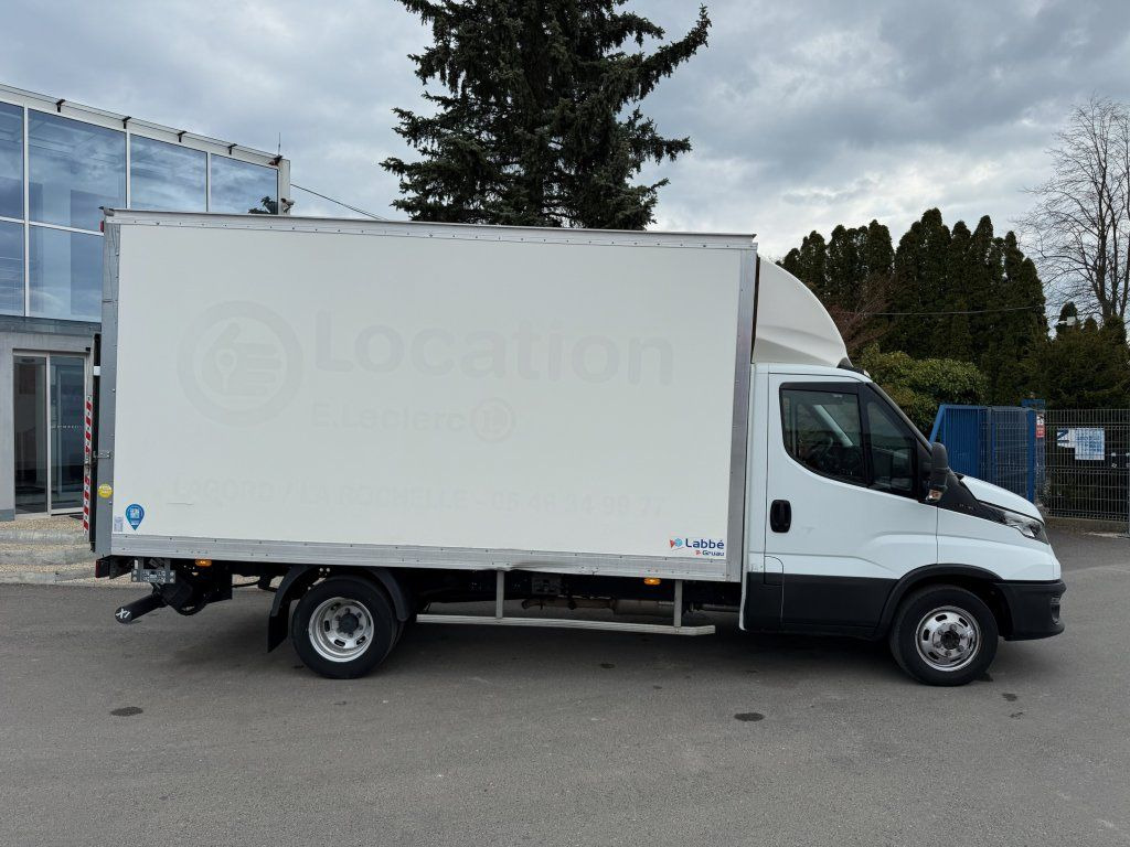 Iveco 35C16 Daily - Furgoneta caja cerrada: foto 3 Iveco 35C16 Daily - Furgoneta caja cerrada: foto 3