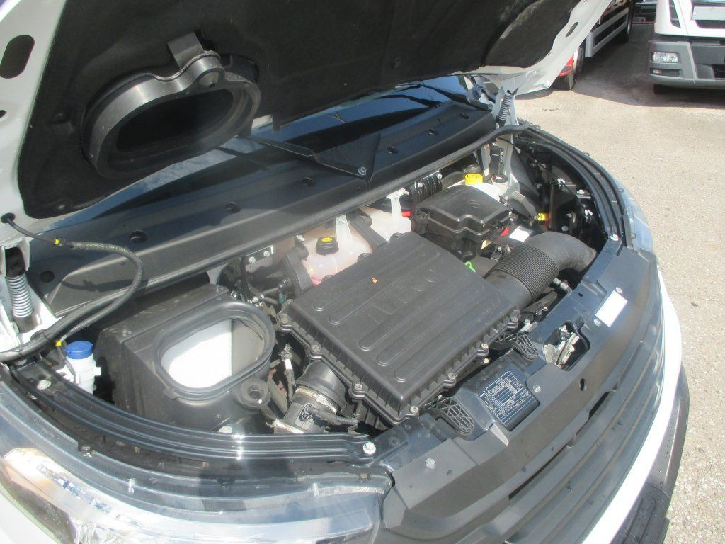 Furgoneta caja cerrada Iveco Daily 35C16: foto 20