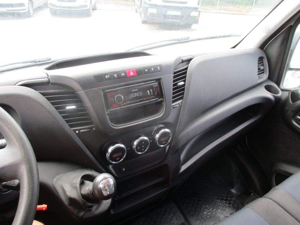 Furgoneta frigorifica Iveco Daily 35C16  Dhollandia: foto 16