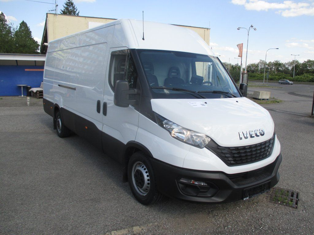 Iveco Daily 35S16 - Furgón: foto 3 Iveco Daily 35S16 - Furgón: foto 3
