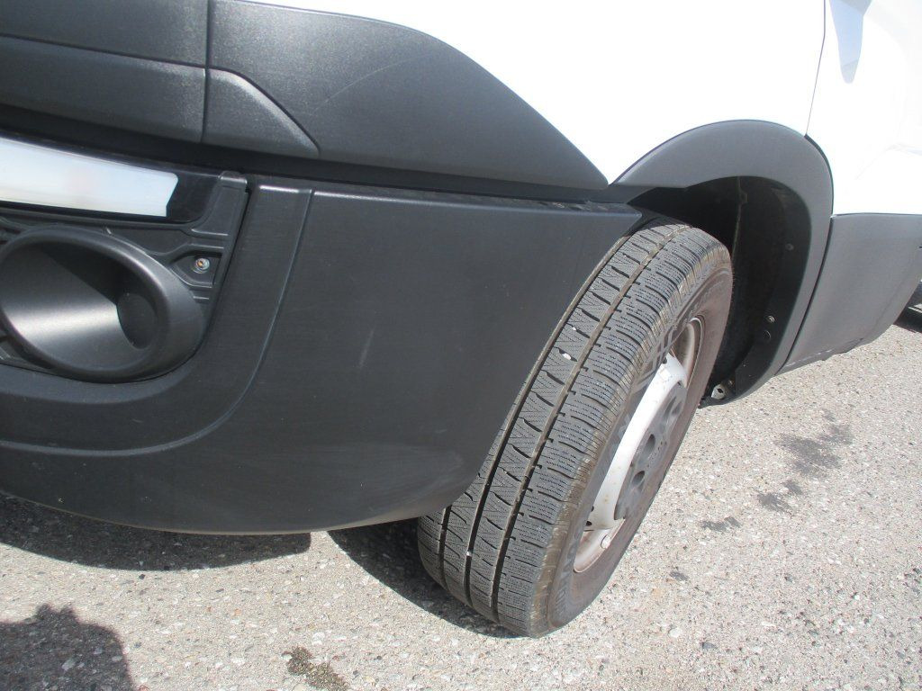 Iveco Daily 35S16 - Furgoneta caja cerrada: foto 5 Iveco Daily 35S16 - Furgoneta caja cerrada: foto 5