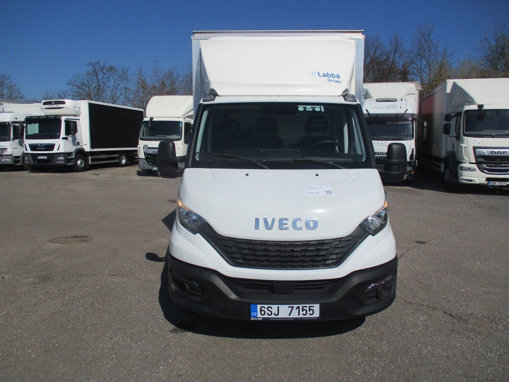 Iveco Daily 35c16 3.0l - Furgoneta caja cerrada: foto 2 Iveco Daily 35c16 3.0l - Furgoneta caja cerrada: foto 2
