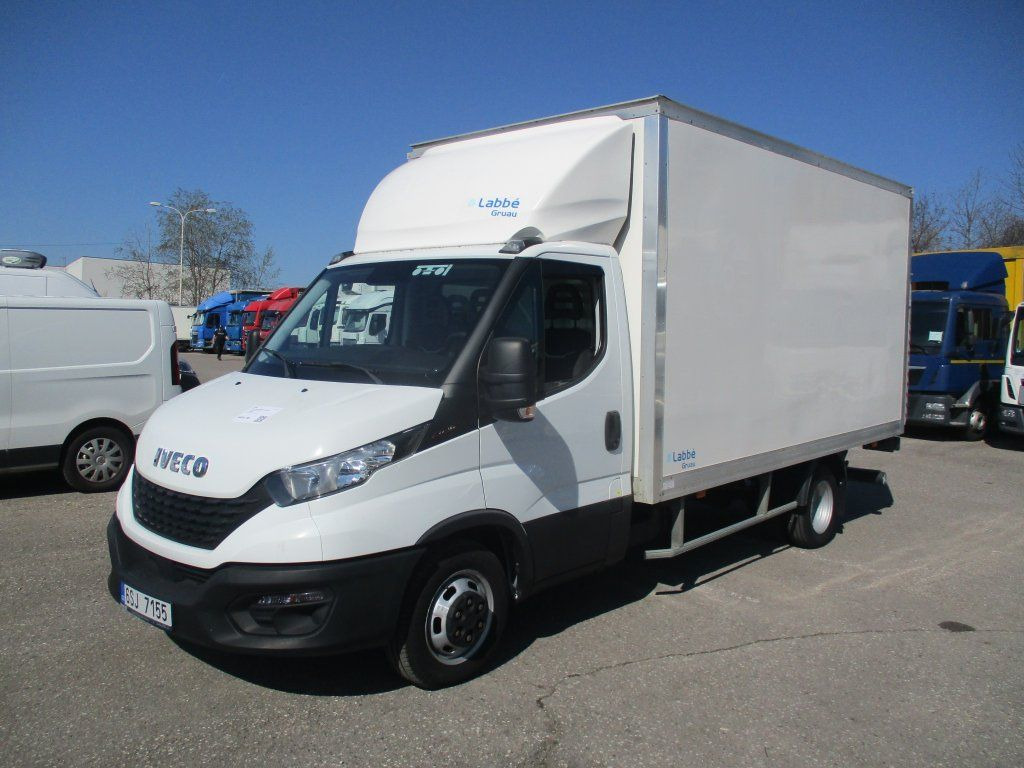 Iveco Daily 35c16 3.0l - Furgoneta caja cerrada: foto 1 Iveco Daily 35c16 3.0l - Furgoneta caja cerrada: foto 1