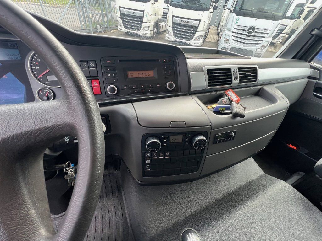 Camión frigorífico MAN TGL12.220 EURO 6 Carrier Xarios 600: foto 19 Camión frigorífico MAN TGL12.220 EURO 6 Carrier Xarios 600: foto 19