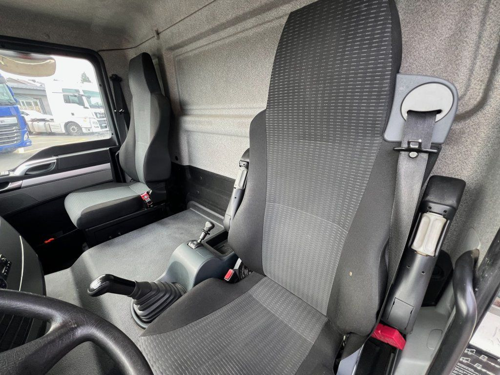 Camión frigorífico MAN TGL12.220 EURO 6 Carrier Xarios 600: foto 17 Camión frigorífico MAN TGL12.220 EURO 6 Carrier Xarios 600: foto 17