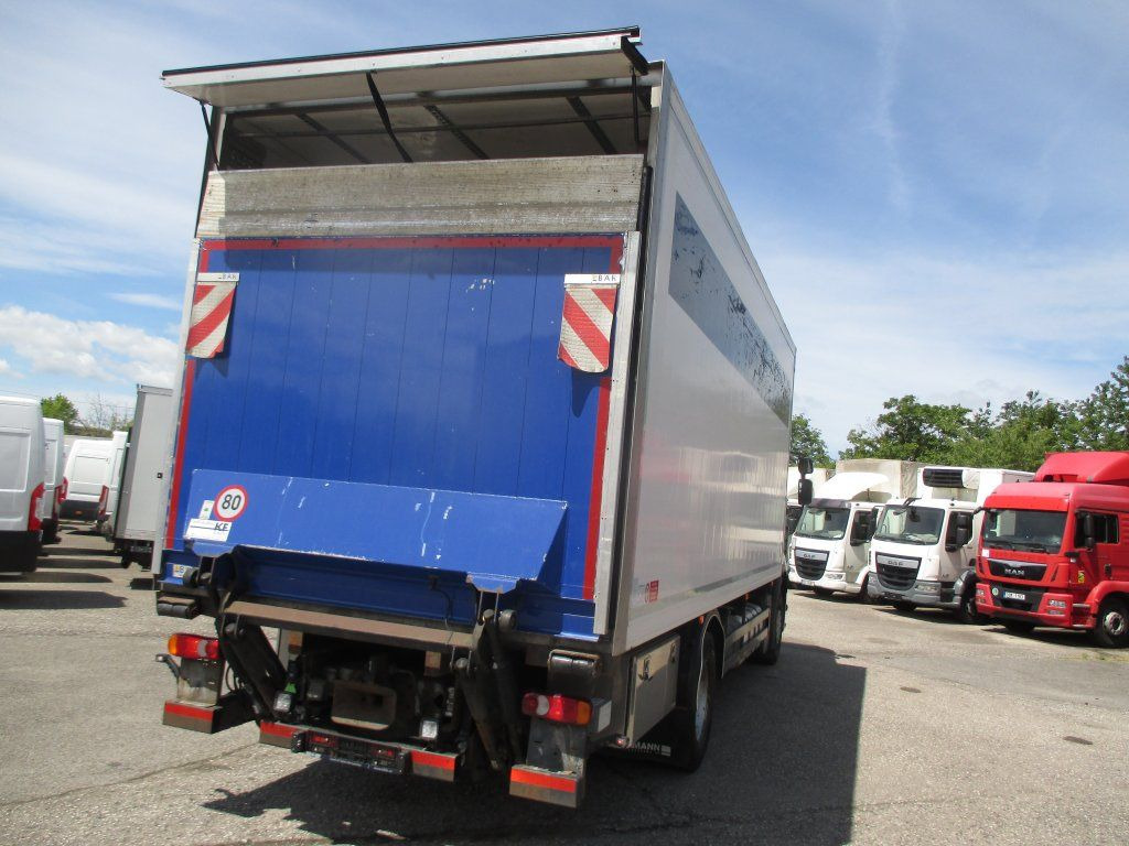 Renault Premium 460 - Camión frigorífico: foto 4 Renault Premium 460 - Camión frigorífico: foto 4