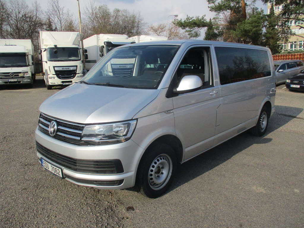 Volkswagen T6 2.0 TDI,Navi,DSG - Furgoneta de pasajeros: foto 1 Volkswagen T6 2.0 TDI,Navi,DSG - Furgoneta de pasajeros: foto 1