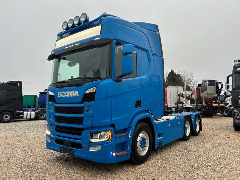 Scania R540 6x4 | RETARDER | FULL AIR | GOLD SERVICE HISTORY GOLD SERVICE HISTORY - Cabeza tractora: foto 1 Scania R540 6x4 | RETARDER | FULL AIR | GOLD SERVICE HISTORY GOLD SERVICE HISTORY - Cabeza tractora: foto 1