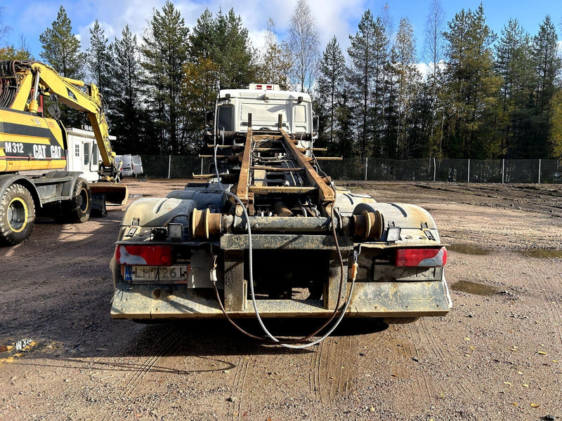 MAN TGA 35.400 8X4-4BL - Camión con equipo de cable: foto 5 MAN TGA 35.400 8X4-4BL - Camión con equipo de cable: foto 5