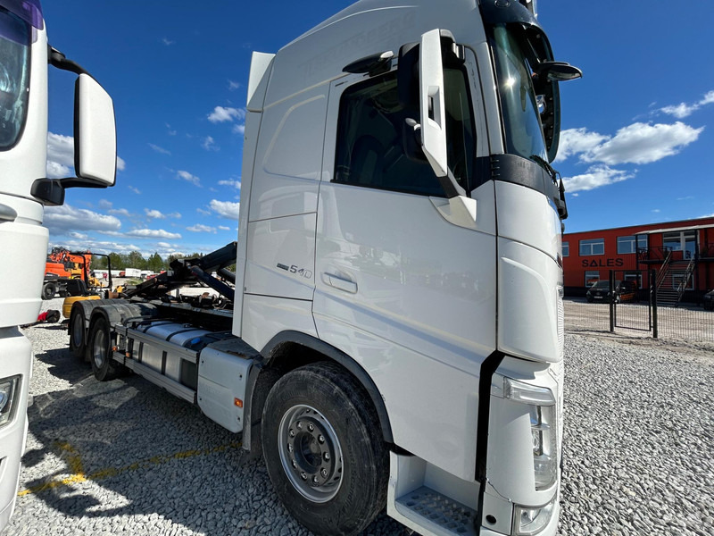 Volvo FH 540 | 6x4 | HIAB 21 | NOSTOTELI | TULOSSA - Camión multibasculante: foto 4 Volvo FH 540 | 6x4 | HIAB 21 | NOSTOTELI | TULOSSA - Camión multibasculante: foto 4