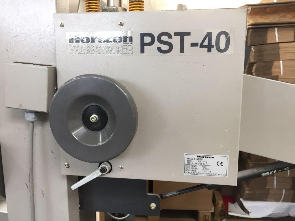 Horizon AFC-546 AKT semi-automatic adjustable combination folder with shingle press delivery Horizon PST-40 - Plegadora de papel: foto 4 Horizon AFC-546 AKT semi-automatic adjustable combination folder with shingle press delivery Horizon PST-40 - Plegadora de papel: foto 4