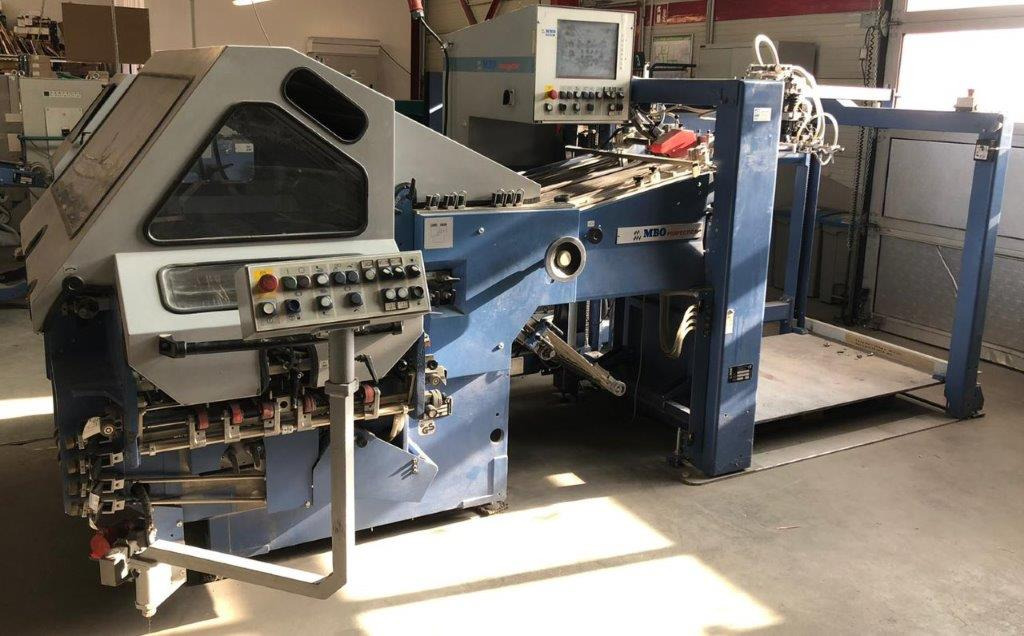Semi-automatic adjustable combination folding machine MBO K 800.1-SKTL-4-FP from Bj. 2003 - Plegadora de papel: foto 2 Semi-automatic adjustable combination folding machine MBO K 800.1-SKTL-4-FP from Bj. 2003 - Plegadora de papel: foto 2