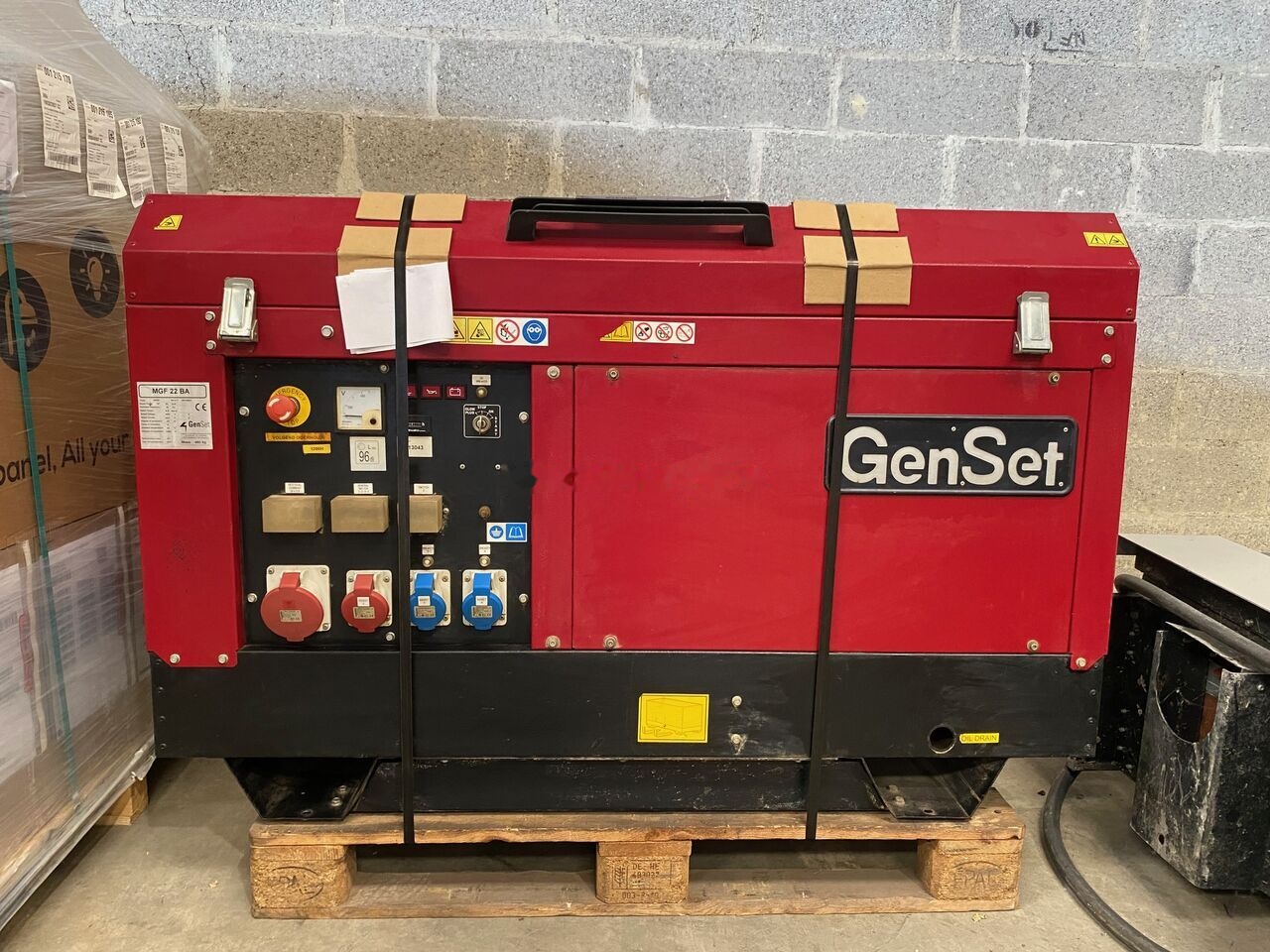 GenSet 20 kVa Yanmar - Generador industriale: foto 1 GenSet 20 kVa Yanmar - Generador industriale: foto 1