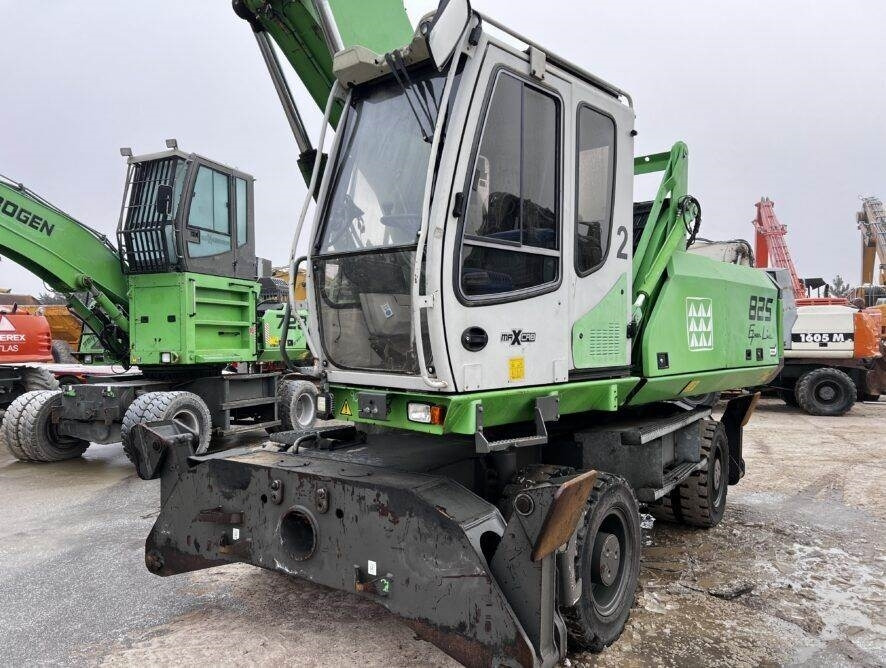 Sennebogen 825 - Manipulador de materiales: foto 3 Sennebogen 825 - Manipulador de materiales: foto 3