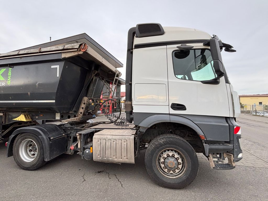 Mercedes-Benz 1845 4x4/Retarder/Kipphydraulik - Cabeza tractora: foto 5 Mercedes-Benz 1845 4x4/Retarder/Kipphydraulik - Cabeza tractora: foto 5
