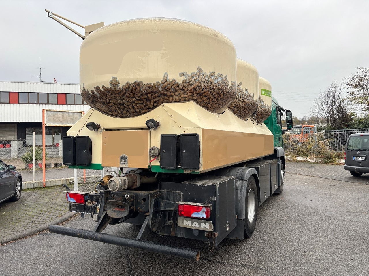 MAN TGS 18.440 Silo/Waage/Kompressor/40m Schlauch - Camión cisterna: foto 5 MAN TGS 18.440 Silo/Waage/Kompressor/40m Schlauch - Camión cisterna: foto 5