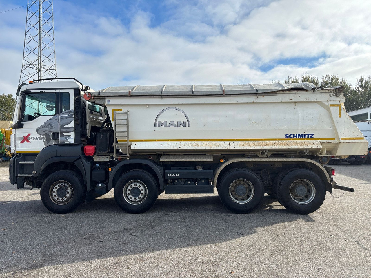 MAN TGS41.510 8x4 Schmitz Muldenkipper Retarder/19m³ - Camión volquete: foto 4 MAN TGS41.510 8x4 Schmitz Muldenkipper Retarder/19m³ - Camión volquete: foto 4