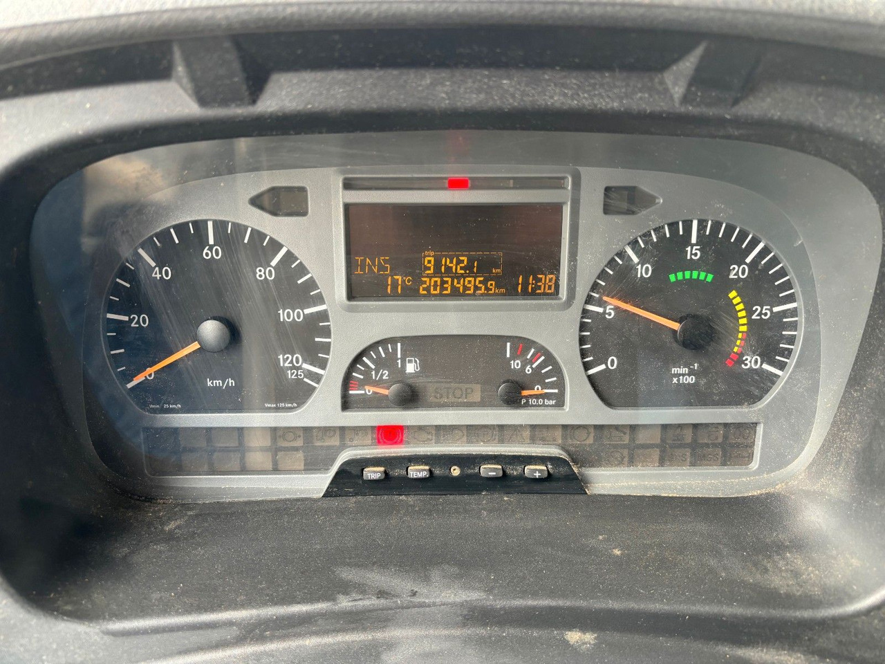 Mercedes-Benz Atego 818 Kurze Radstand Blattfederung - Furgoneta caja cerrada: foto 4 Mercedes-Benz Atego 818 Kurze Radstand Blattfederung - Furgoneta caja cerrada: foto 4