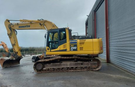 KOMATSU PC240LC-8 - Excavadora de cadenas: foto 1 KOMATSU PC240LC-8 - Excavadora de cadenas: foto 1