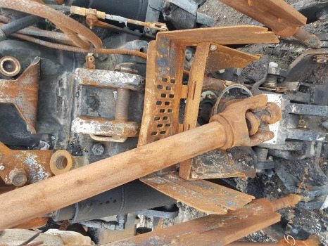 Case Maxxum 130 Rear, Front Axle, Engine, Transmission, Pto, Hydraulic Nut - Piezas de freno para Tractor: foto 5 Case Maxxum 130 Rear, Front Axle, Engine, Transmission, Pto, Hydraulic Nut - Piezas de freno para Tractor: foto 5