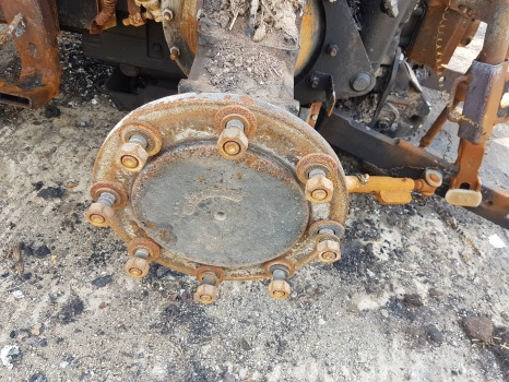 Case Maxxum 130 Rear, Front Axle, Engine, Transmission, Pto, Hydraulic Nut - Piezas de freno para Tractor: foto 4 Case Maxxum 130 Rear, Front Axle, Engine, Transmission, Pto, Hydraulic Nut - Piezas de freno para Tractor: foto 4