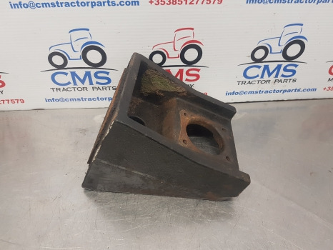 Case Maxxum 5120, 5140, 5130, 5240 Cab Front Support 1530867c1, 120205a2 - Suspensión de cabina: foto 1 Case Maxxum 5120, 5140, 5130, 5240 Cab Front Support 1530867c1, 120205a2 - Suspensión de cabina: foto 1