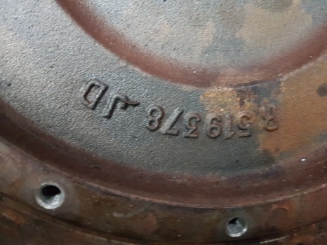 Claas Ares 600 Arion 400, 500, 600 S 640 Flywheel 7700071329, R519378, Re522485 - Volante de inercia para Tractor: foto 4 Claas Ares 600 Arion 400, 500, 600 S 640 Flywheel 7700071329, R519378, Re522485 - Volante de inercia para Tractor: foto 4