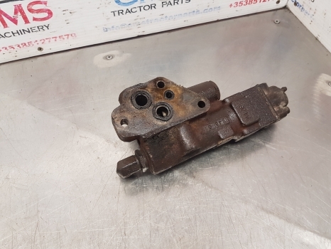 Claas Ares 836, 816, 610rz Trailer Brake Valve Parts 153108045, 6005021939 - Válvula de freno para Tractor: foto 4 Claas Ares 836, 816, 610rz Trailer Brake Valve Parts 153108045, 6005021939 - Válvula de freno para Tractor: foto 4