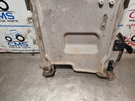 Claas Arion 640, 500, 600, Cab Front Support 2136357, 002163354 - Suspensión de cabina: foto 3 Claas Arion 640, 500, 600, Cab Front Support 2136357, 002163354 - Suspensión de cabina: foto 3