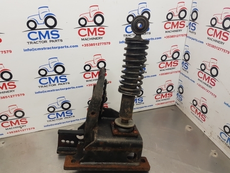 Claas Arion 640, 600, 500 Cab Back Suspension Support Assy Lhs 0021500115 - Suspensión de cabina para Maquinaria agrícola: foto 3 Claas Arion 640, 600, 500 Cab Back Suspension Support Assy Lhs 0021500115 - Suspensión de cabina para Maquinaria agrícola: foto 3