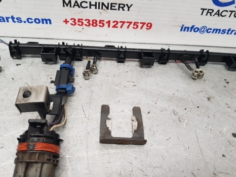 Claas Arion 640 A36, A37 Engine Injectors Wiring Loom 0011467660, 0011505370, - Cables/ Alambres para Tractor: foto 3 Claas Arion 640 A36, A37 Engine Injectors Wiring Loom 0011467660, 0011505370, - Cables/ Alambres para Tractor: foto 3