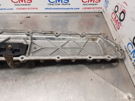 Claas Arion 640 Cylinder Head Cover Re555026, R534193, R534105, 0011464770 - Cabezal de bloque para Tractor: foto 5 Claas Arion 640 Cylinder Head Cover Re555026, R534193, R534105, 0011464770 - Cabezal de bloque para Tractor: foto 5