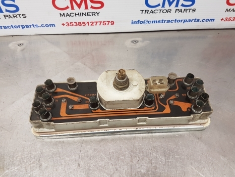 Fiat 66, 90, 93 Series 90-90, 100-90 Instrument Cluster Clock 5125046, 5105878 - Luz/ Iluminación para Tractor: foto 3 Fiat 66, 90, 93 Series 90-90, 100-90 Instrument Cluster Clock 5125046, 5105878 - Luz/ Iluminación para Tractor: foto 3