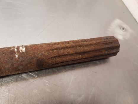 Fiat 70-90dt, 80-90dt, 72-93dt, 88-93dt 4wd Propeller Shaft 5121364 - Árbol de transmisión para Tractor: foto 3 Fiat 70-90dt, 80-90dt, 72-93dt, 88-93dt 4wd Propeller Shaft 5121364 - Árbol de transmisión para Tractor: foto 3