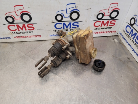 Fiat F Series F120, F130, F140 Brake Master Cylinder 5145630, 5145631, 82003369 - Cilindro de freno para Maquinaria agrícola: foto 1 Fiat F Series F120, F130, F140 Brake Master Cylinder 5145630, 5145631, 82003369 - Cilindro de freno para Maquinaria agrícola: foto 1