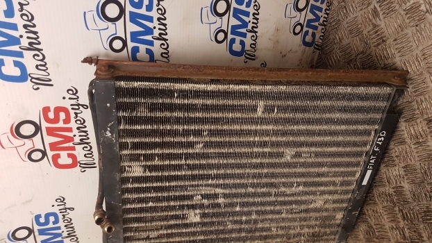 Fiat F Series F130, F140, F120, F115 Conditioning Condenser Radiator 5155716 - Condensador para Tractor: foto 4 Fiat F Series F130, F140, F120, F115 Conditioning Condenser Radiator 5155716 - Condensador para Tractor: foto 4
