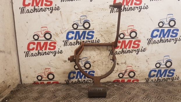 Ford 10 Series, 5610, 6610, 7910, 7810 Hydraulic Lift Control Fork E0nna659ac - Hidráulica para Tractor: foto 1 Ford 10 Series, 5610, 6610, 7910, 7810 Hydraulic Lift Control Fork E0nna659ac - Hidráulica para Tractor: foto 1