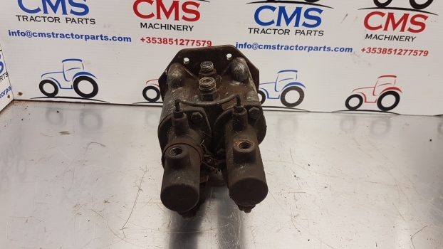 Ford 30 , 70 And Fiat G Series Brake Master Cylinders E9nn2a064ae - Cilindro de freno para Tractor: foto 1 Ford 30 , 70 And Fiat G Series Brake Master Cylinders E9nn2a064ae - Cilindro de freno para Tractor: foto 1