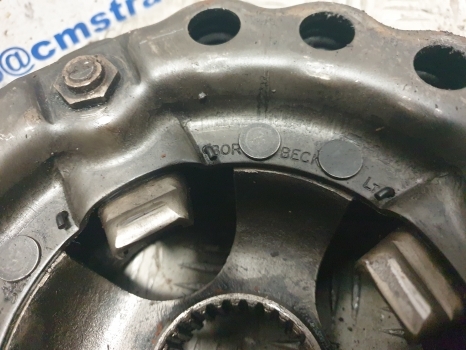 Ford 3000, 4000, 4600, 4610 Clutch Pressure Plate 86640475, 86640476, 81815765 - Embrague y piezas para Tractor: foto 4 Ford 3000, 4000, 4600, 4610 Clutch Pressure Plate 86640475, 86640476, 81815765 - Embrague y piezas para Tractor: foto 4