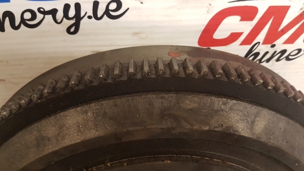 Ford 4100, 4200, 4410, 4500 Engine Flywheel E0nn6375fa, C7nn6375k - Volante de inercia para Tractor: foto 5 Ford 4100, 4200, 4410, 4500 Engine Flywheel E0nn6375fa, C7nn6375k - Volante de inercia para Tractor: foto 5